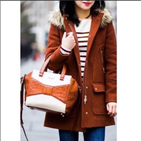 NWT.Chateau Parka in Italian Stadium-Cloth